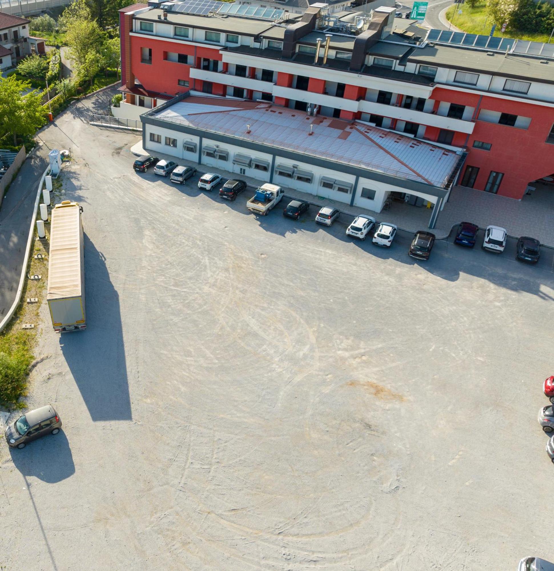 Bhotel Lagonegro Exterior photo